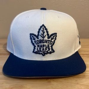 Vintage Mitchell and Ness Toronto Maple Leafs snapback hat